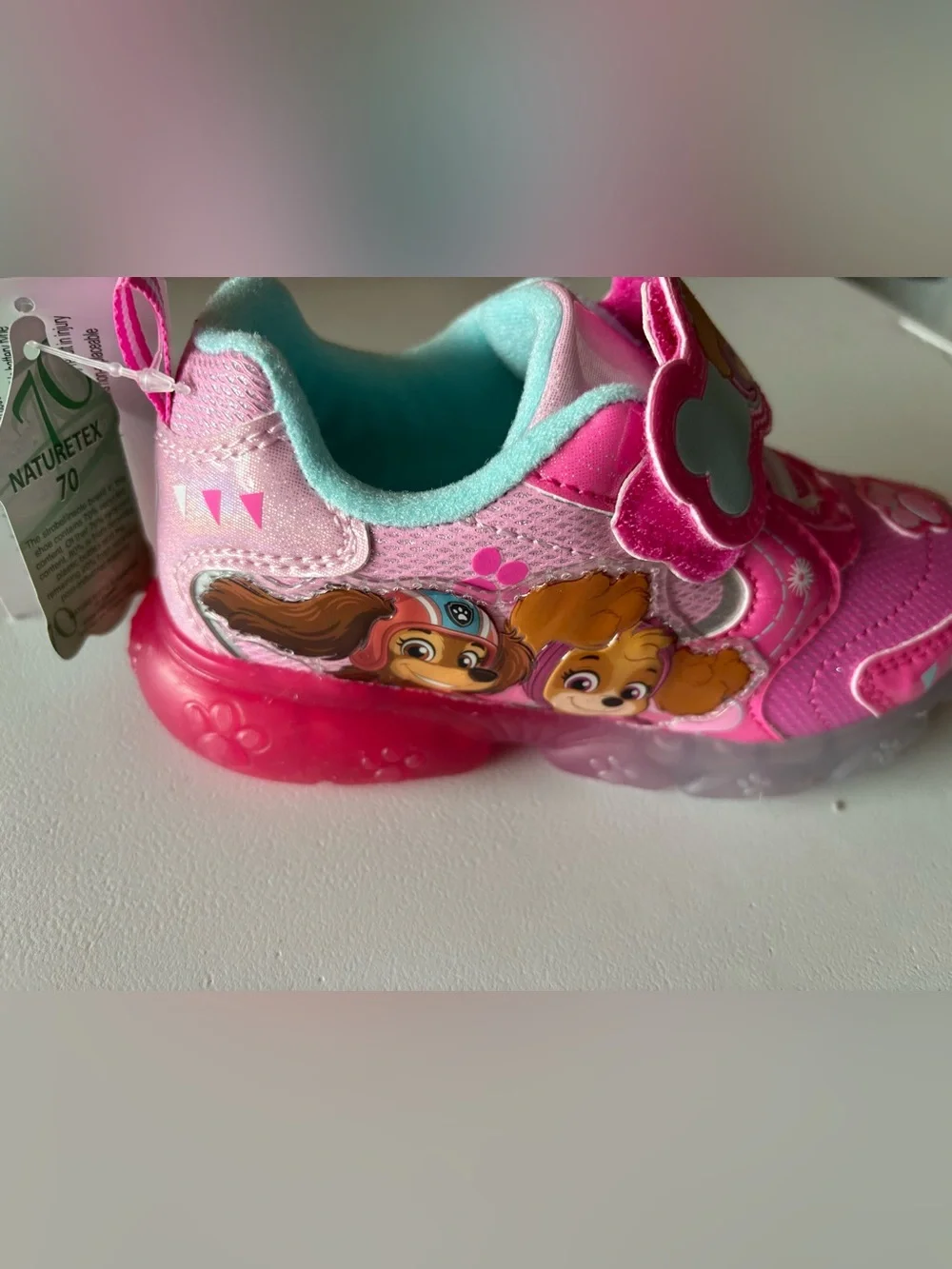 Paw Patrol Pink Light-Up Girls' Sneakers with Character Appliqués NEW IN THE BOX